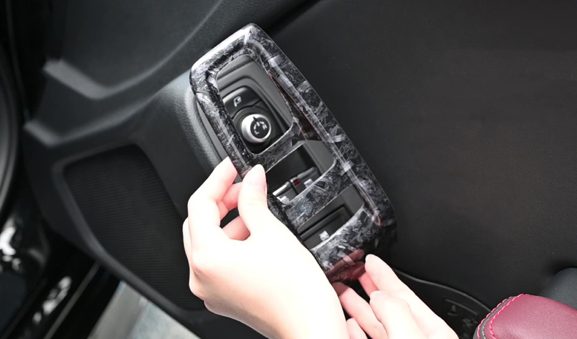 簡単装着で本格カスタムを実現